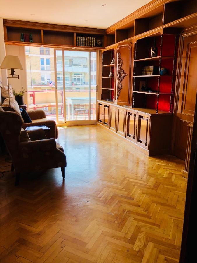 Your Second Home In Barcelona With Private Room And Private Bathroom Close To Montjuic, Pl Espana, La Rambla, Ferry Port Buitenkant foto